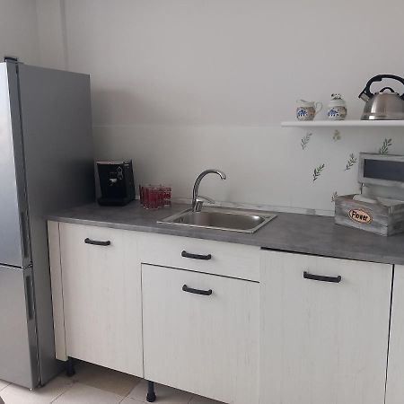 Ale Apartament Villa Палермо Екстериор снимка